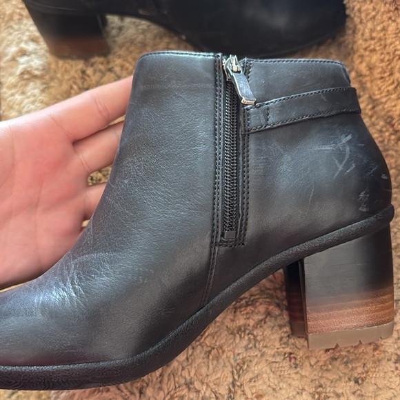 Danilo bootie heel. Size 40.  Only wore inside. - Picture 2 of 5